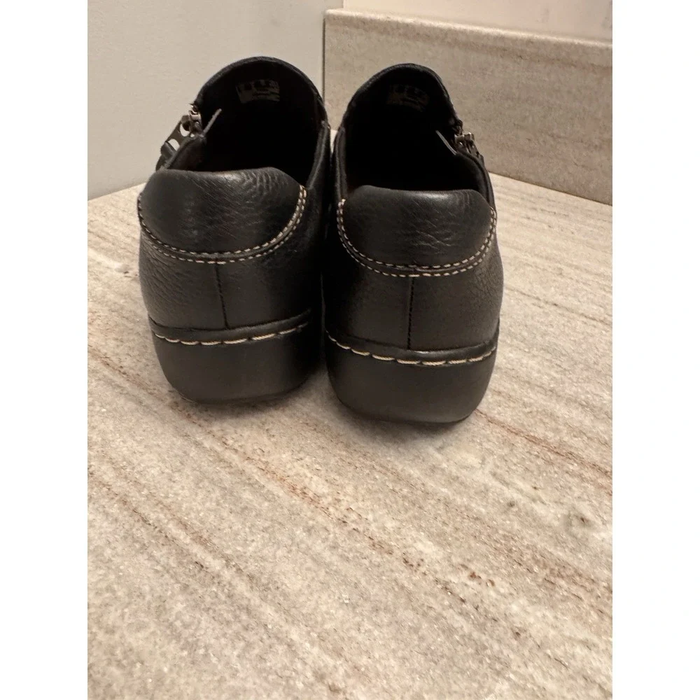Clarks excellent like